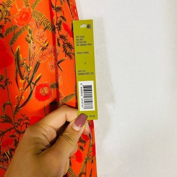 NWT Gianni Bini Candance print peach midi floral skirt size 4 - Picture 4 of 6